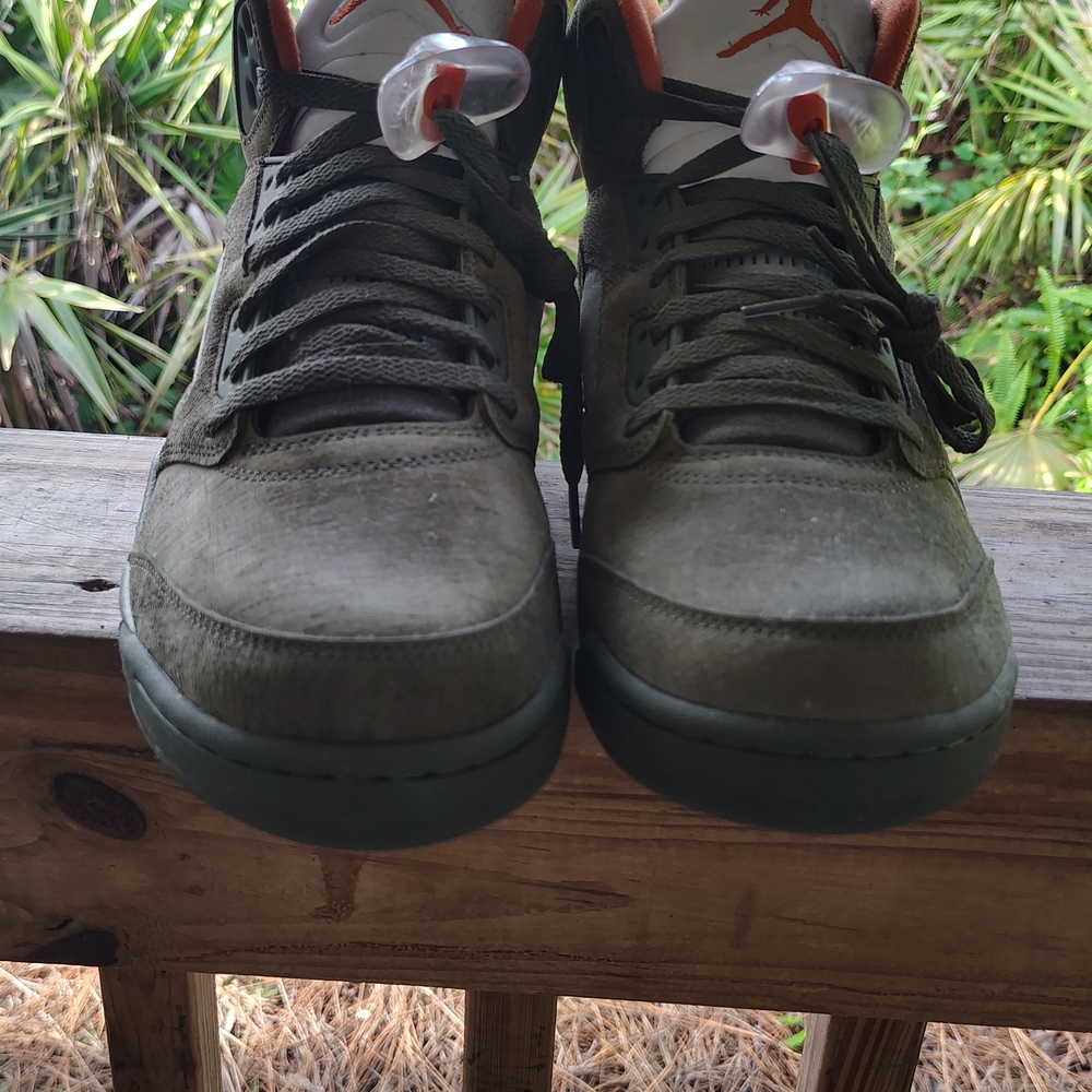 Nike Men's Olive Green High-Top Sneakers